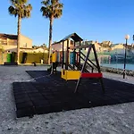 Casa En Campo De Golf Cerca De La Playa Hébergement de vacances