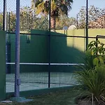 Casa En Campo De Golf Cerca De La Playa Hébergement de vacances *