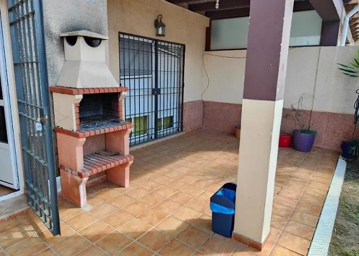 Casa En Campo De Golf Cerca De La Playa *