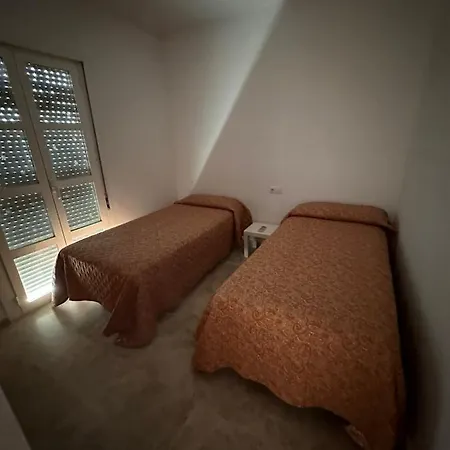 Casa En Campo De Golf Cerca De La Playa חרז
